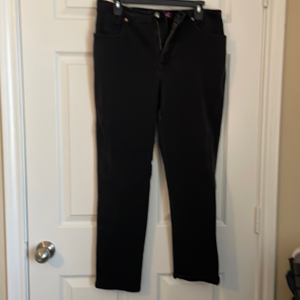 Gloria Vanderbilt jeans size 14